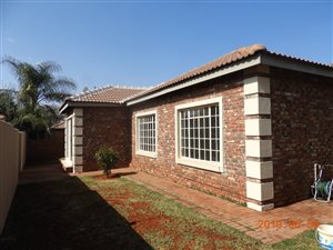 3 Bed House in Doringkruin