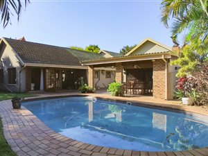 3 Bed House in Meerensee
