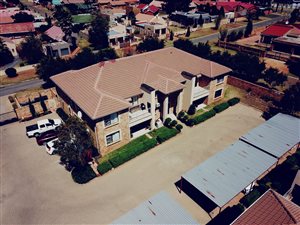 2 Bed Apartment in Randpoort