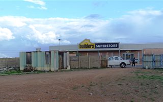 80 m² Industrial space in Sebokeng Zone 10