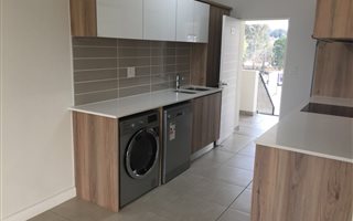 1 Bedroom Apartment in Linbro Park