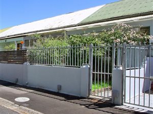2 Bed House in Wynberg Upper