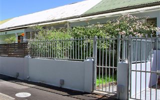 2 Bedroom House in Wynberg