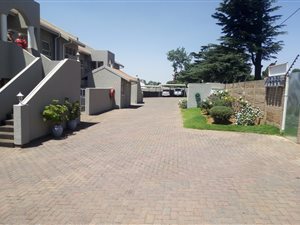 2 Bed Townhouse in The Hill