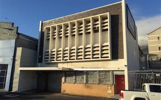 1050 m² Commercial space in Woodstock