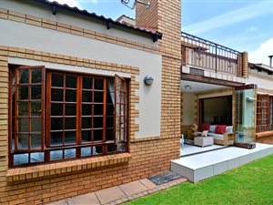 3 Bed House in Highveld