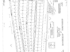8983 m² Land available in Roodekop