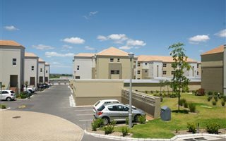 1 Bedroom Apartment in Vredekloof Heights