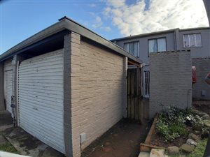 2 Bed Duplex in Ashley