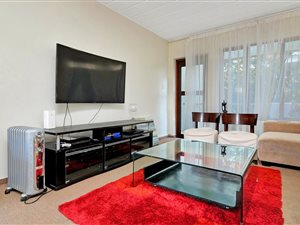1 Bed Apartment in Melrose North