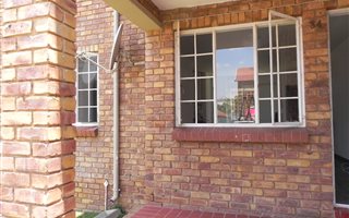 2 Bedroom Apartment in Lyttelton