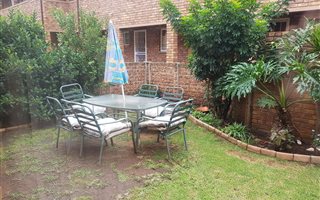 2 Bedroom Simplex in Ravensklip
