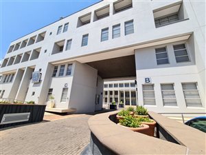 287 m² Office Space in Lydiana