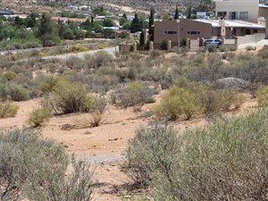 743 m² Land available in Springbok