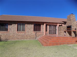3 Bed House in Thatchfield