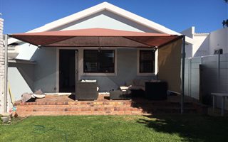 2 Bedroom Garden Cottage in Van Riebeeckstrand
