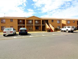2 Bed Apartment in Paarl