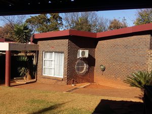 3 Bed House in Roodekrans