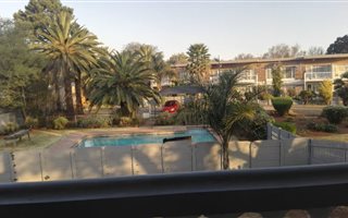 2 Bedroom Townhouse in Westdene