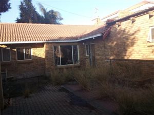 3 Bed House in Chantelle