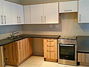 2 Bed Apartment in Redstone Country Estate