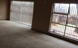 3 Bedroom Townhouse in Hennopspark