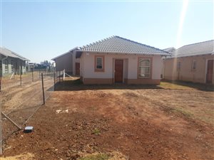 2 Bed House in Van Dyk Park