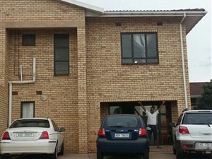 3 Bed Duplex in Rockford
