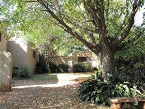 4 Bed House in Lynnwood Ridge