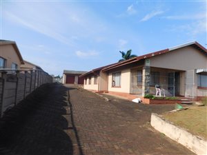 2 Bed Flat in Isipingo Hills