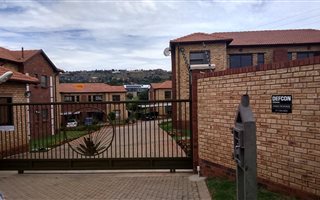 2 Bedroom Apartment in Noordheuwel