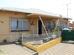 3 Bedroom House in South Hills