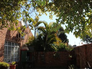 3 Bed Townhouse in Rustenburg Central