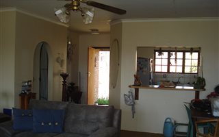2 Bedroom Simplex in Underberg