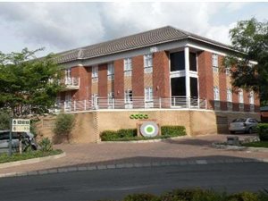 425 m² Commercial space in Maroeladal