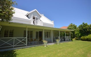 6 Bedroom House in Keurbooms River