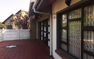 3 Bedroom House in Veldenvlei