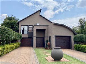 4 Bed House in The Meadows