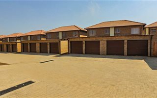 3 Bedroom Duplex in Annlin