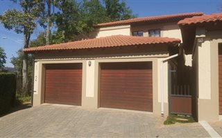 3 Bedroom Townhouse in Menlo Park