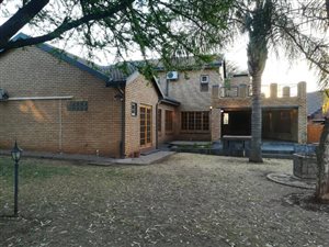 3 Bed House in Eldoraigne