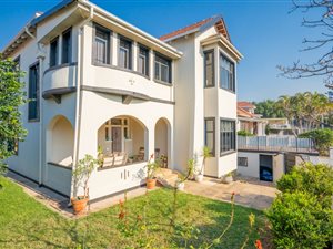 4 Bed House in Morningside