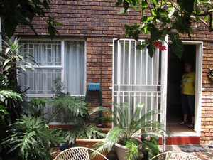 3 Bedroom Duet in Brits Central