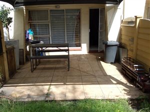 2 Bed Flat in Three Rivers