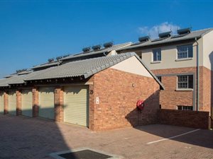 2 Bed Apartment in Sagewood