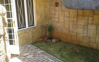 Bachelor apartment in Randfontein