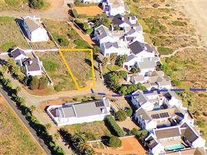 560 m² Land available in Golden Mile