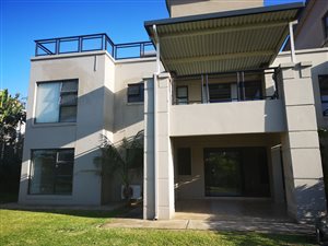 3 Bed Apartment in Palm Lakes Estate