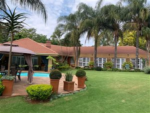5 Bed House in Montana Park
