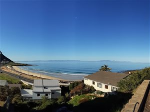 430 m² Land available in Simons Town